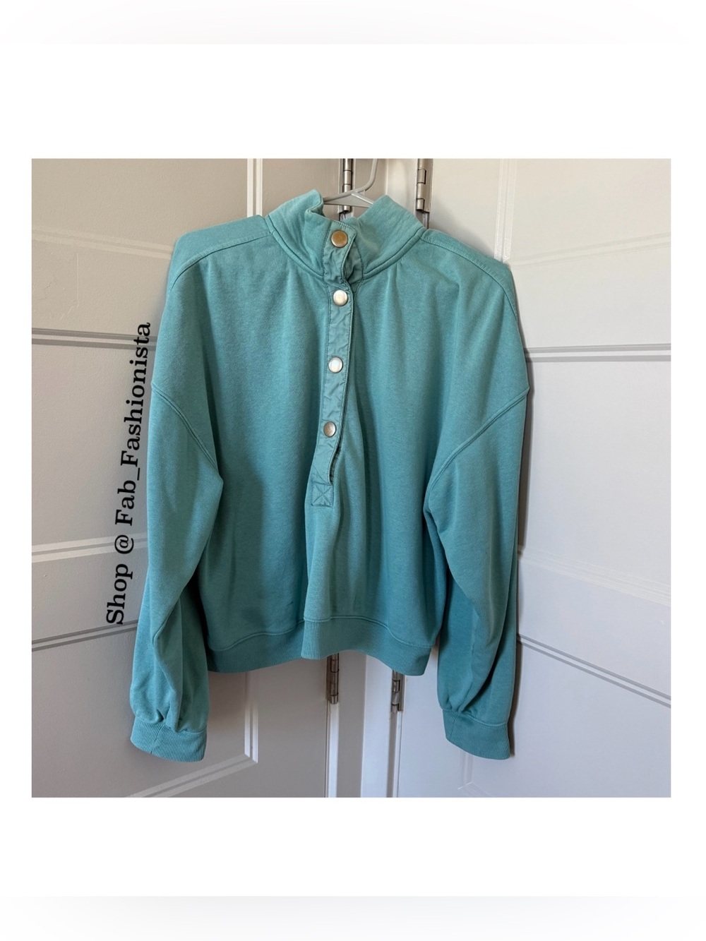 🛍️ Universal Thread Cowl Neck Sweater XL
